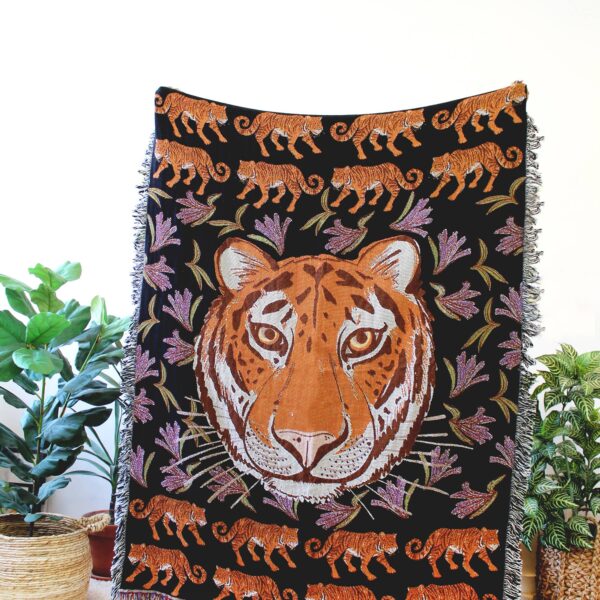 Calhoun & Co. - Tiger Parade Tapestry Blanket