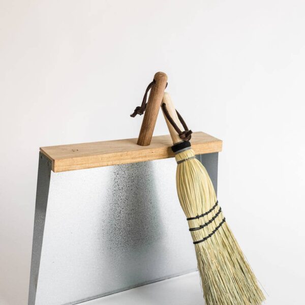 Millstream Home - The Metal Dustpan