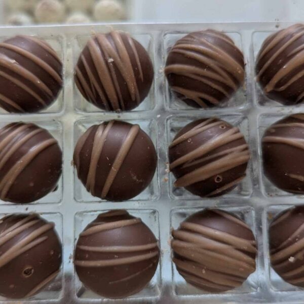 Chocolate Truffles - Butter Pecan