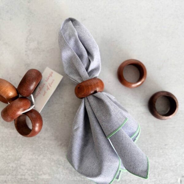 Round Wooden Napkin Rings, set of four
