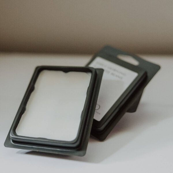 All-Natural Soy Wax Melts, Pack of 6: Cardamom & Vetiver