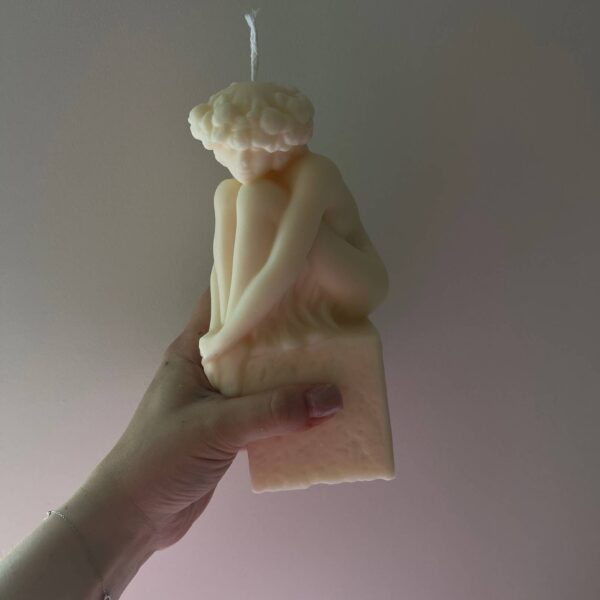 Large Sitting Lady Statue Candle 7.5x4in - Sculptural: Peach, Magnolia and Peony - Image 5