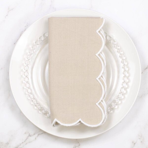 Scallop Napkin Gray/White 18x18