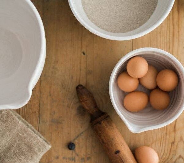 etúHOME - Handthrown Mixing Bowl - Image 3