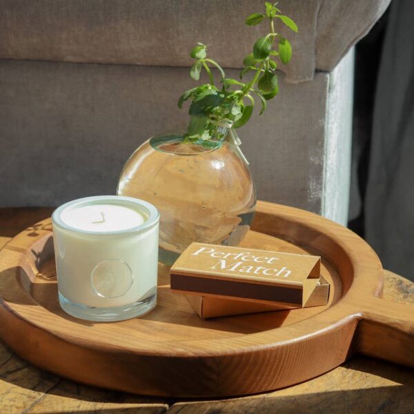 etúHOME - Aix en Provence, Rosemary and Sage Candle - Image 4