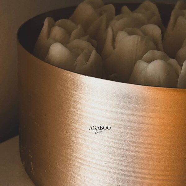 Huge Floral Vase Candle with tulips 40 oz Rose Petals - Image 4