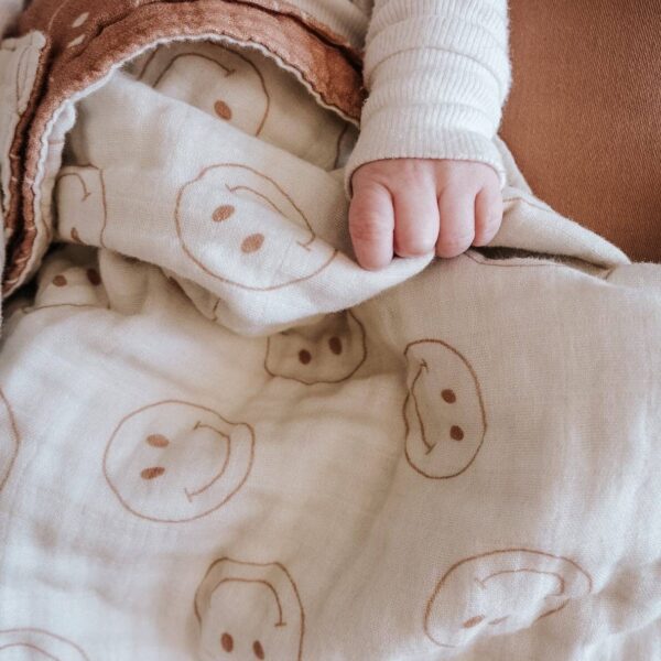 Muslin Quilt | Tan & Ivory Smile - Image 2