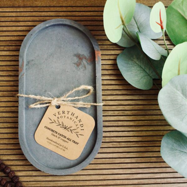 Verthandi Botanical - CONCRETE OVAL TRAY - Image 14