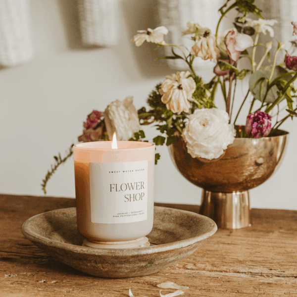 Flower Shop 15 oz Soy Candle, Matte Jar - Image 3