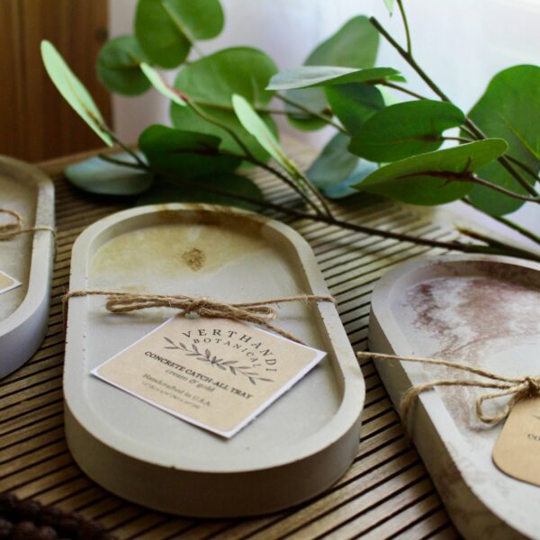 Verthandi Botanical - CONCRETE OVAL TRAY - Image 20
