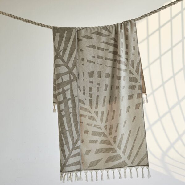 Palm Leaf Turkish Cotton Terry Towels: Green - Image 3