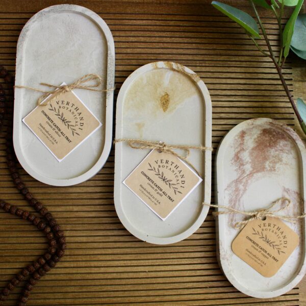 Verthandi Botanical - CONCRETE OVAL TRAY - Image 2