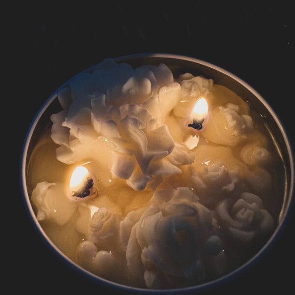 Floral Tin Candle 5oz Love Spell, Gloss White - Image 6