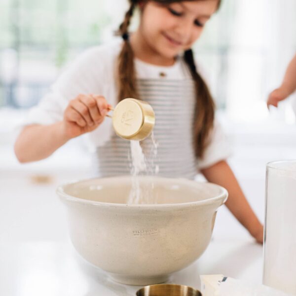 The Stoneware Mixing Bowl: Small - Image 4