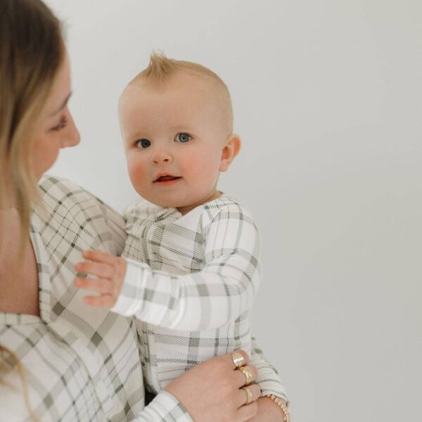 Bamboo Zip Pajamas | Picnic Plaid: 6-12 Months - Image 15