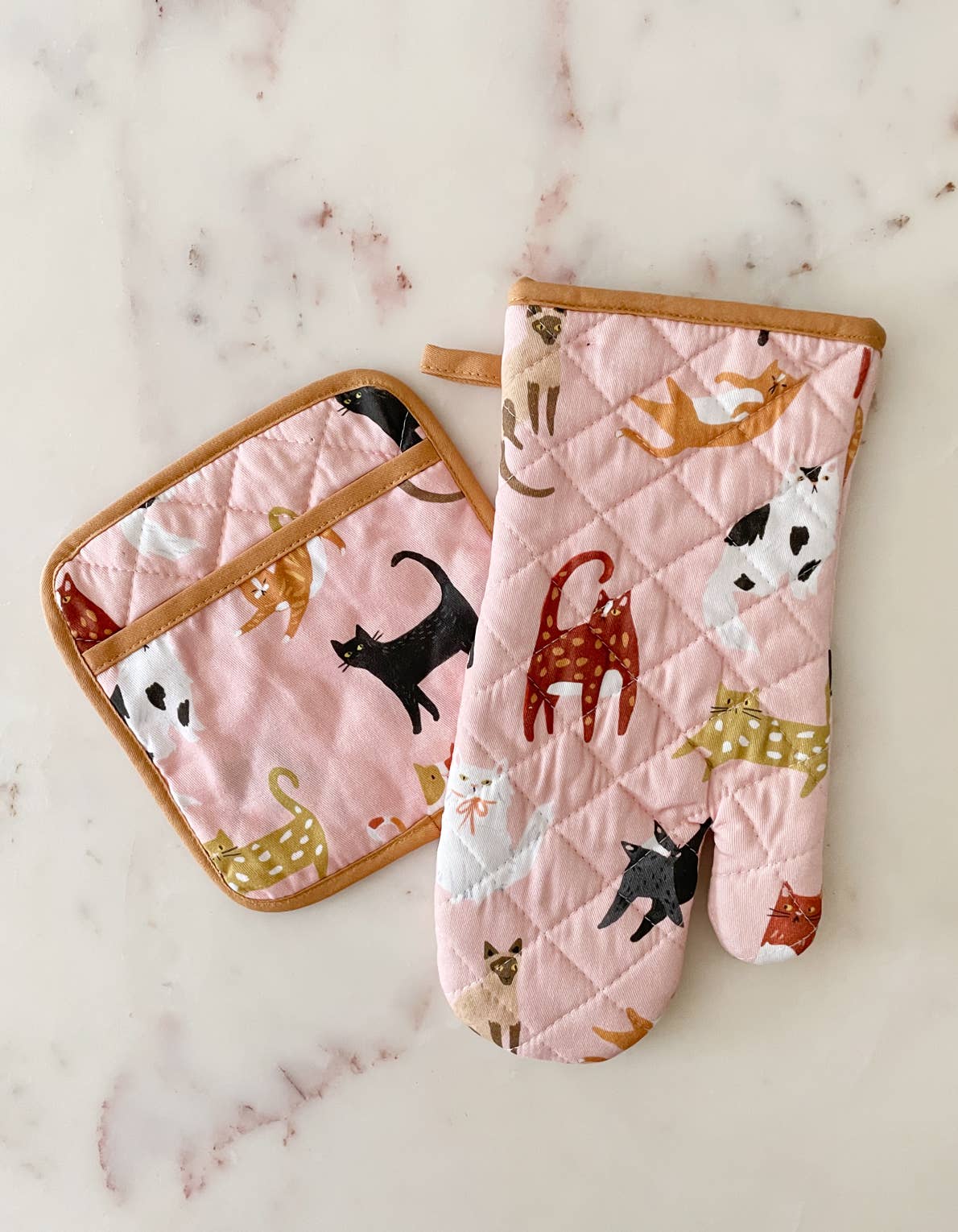 Idlewild Co. - Cats Oven Mitt + Pot Holder Set