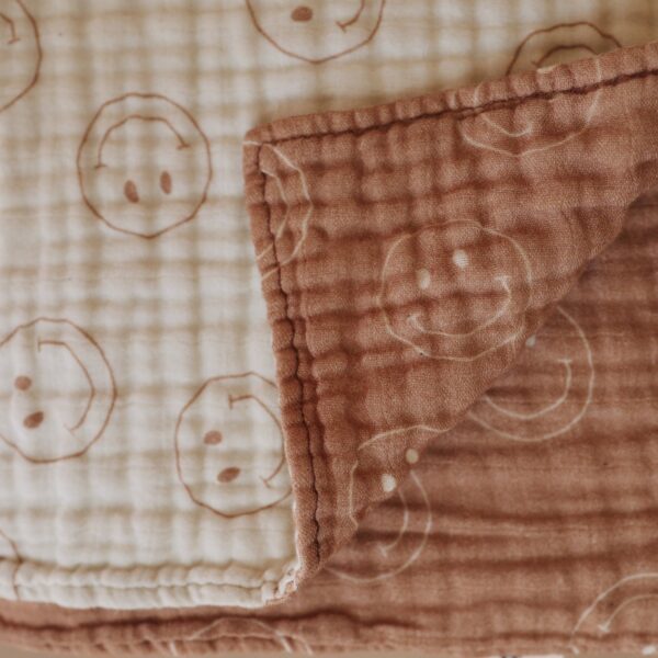 Muslin Quilt | Tan & Ivory Smile - Image 5