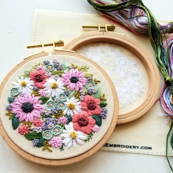 Wildflower Sampler Embroidery Craft Kit - Image 4