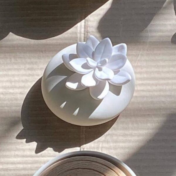 LILI Natural Fragrance Diffuser - Image 4