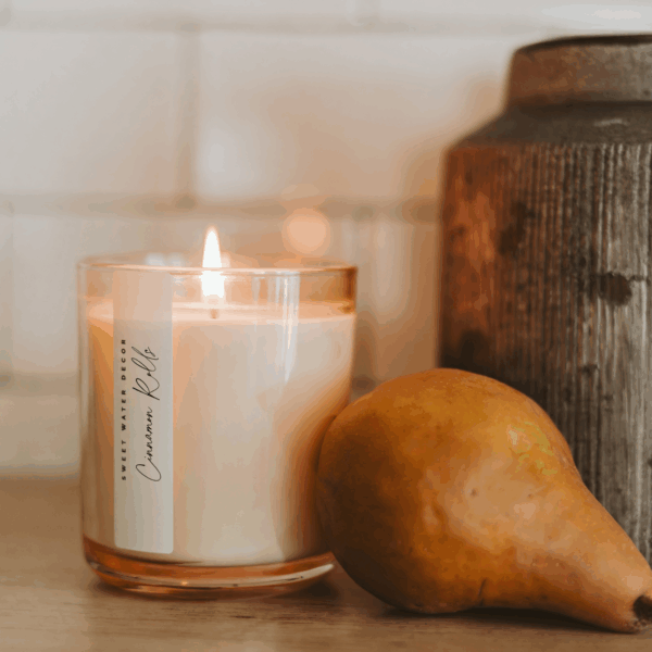 *NEW* Cinnamon Rolls 12 oz Candle - Image 3