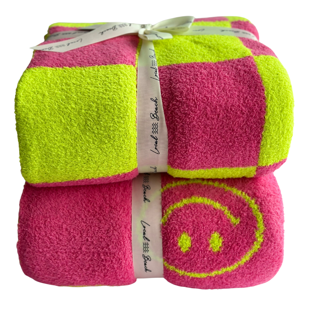 Checker Luxe Home Blanket: Bubble Gum/Orange - Image 14