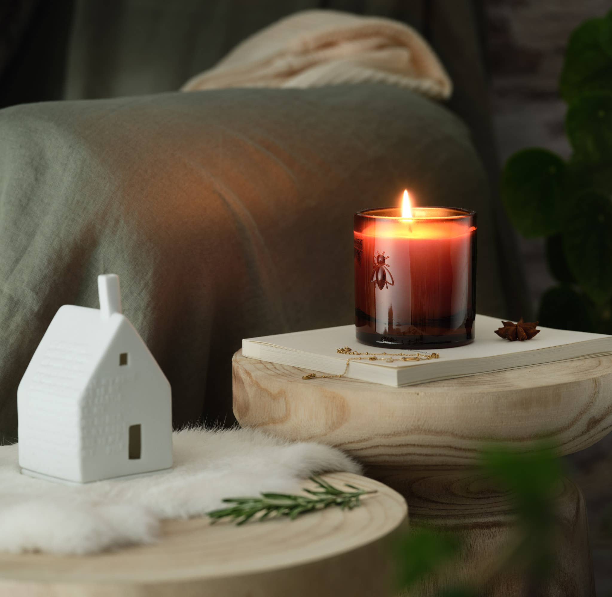 Bee Candles: Flight to the Mediterranean (Cedar) - Image 5