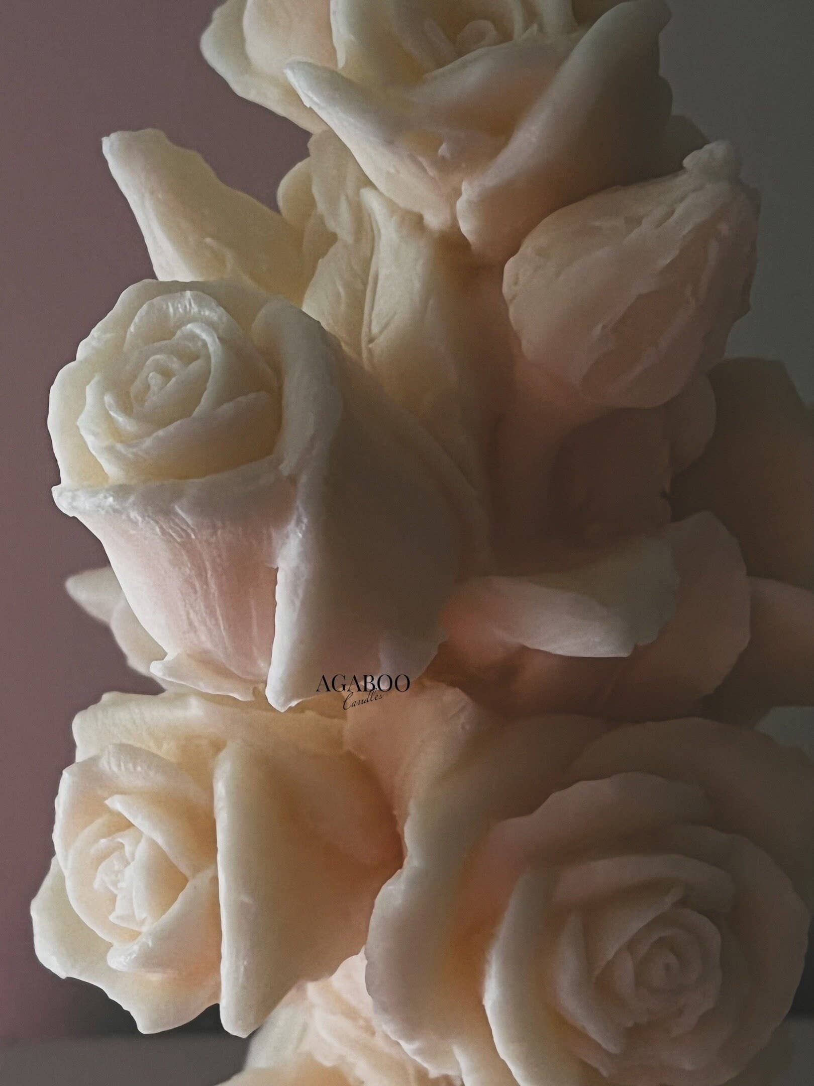 Romantic Rose Bouquet Candle 7.5x3.5in - Flowers: Peach, Bamboo & Coconut - Image 9