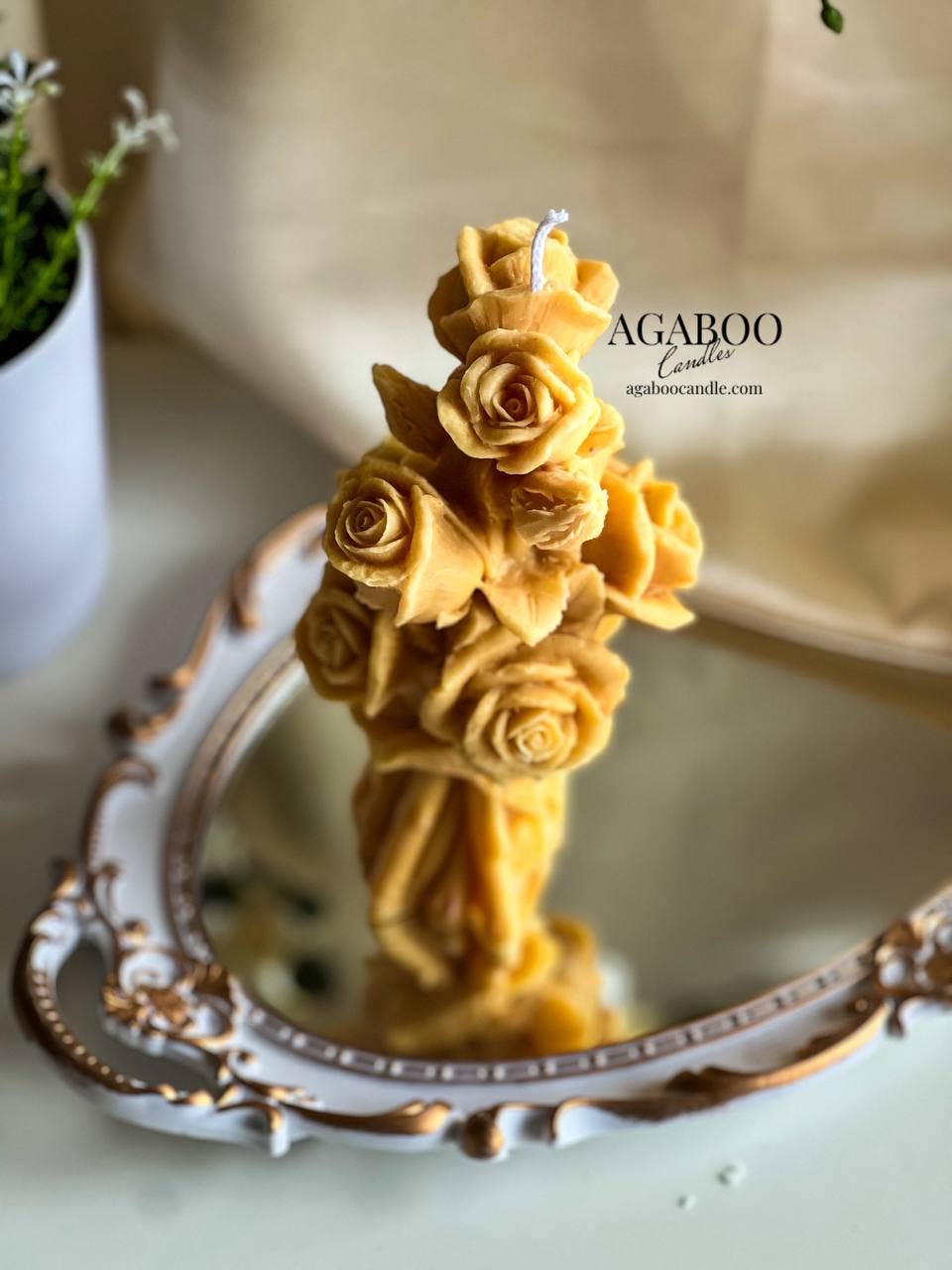 Romantic Rose Bouquet Candle 7.5x3.5in - Flowers: Peach, Bamboo & Coconut - Image 4