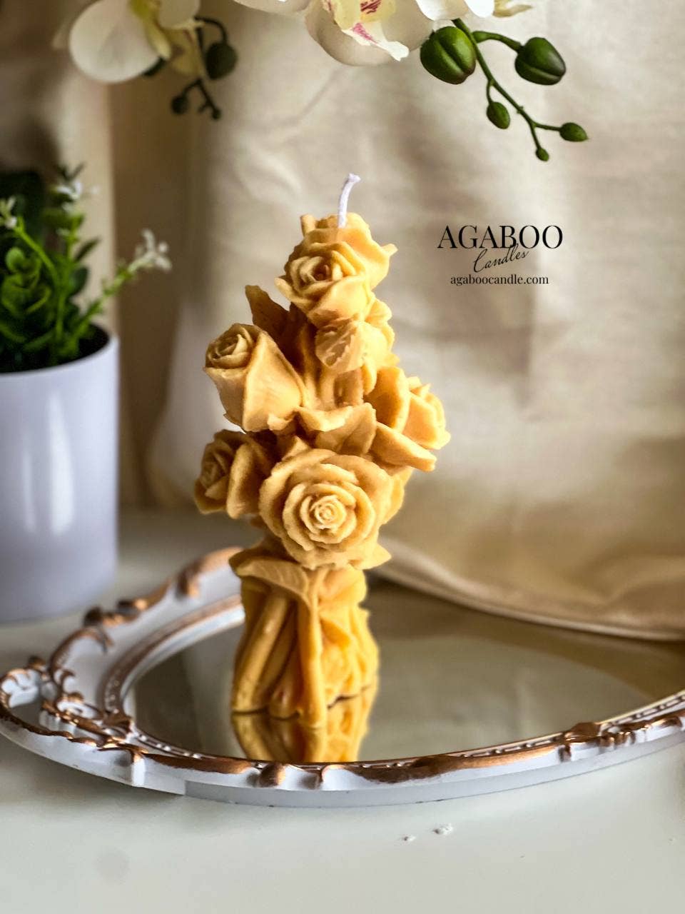 Romantic Rose Bouquet Candle 7.5x3.5in - Flowers: Peach, Bamboo & Coconut - Image 2