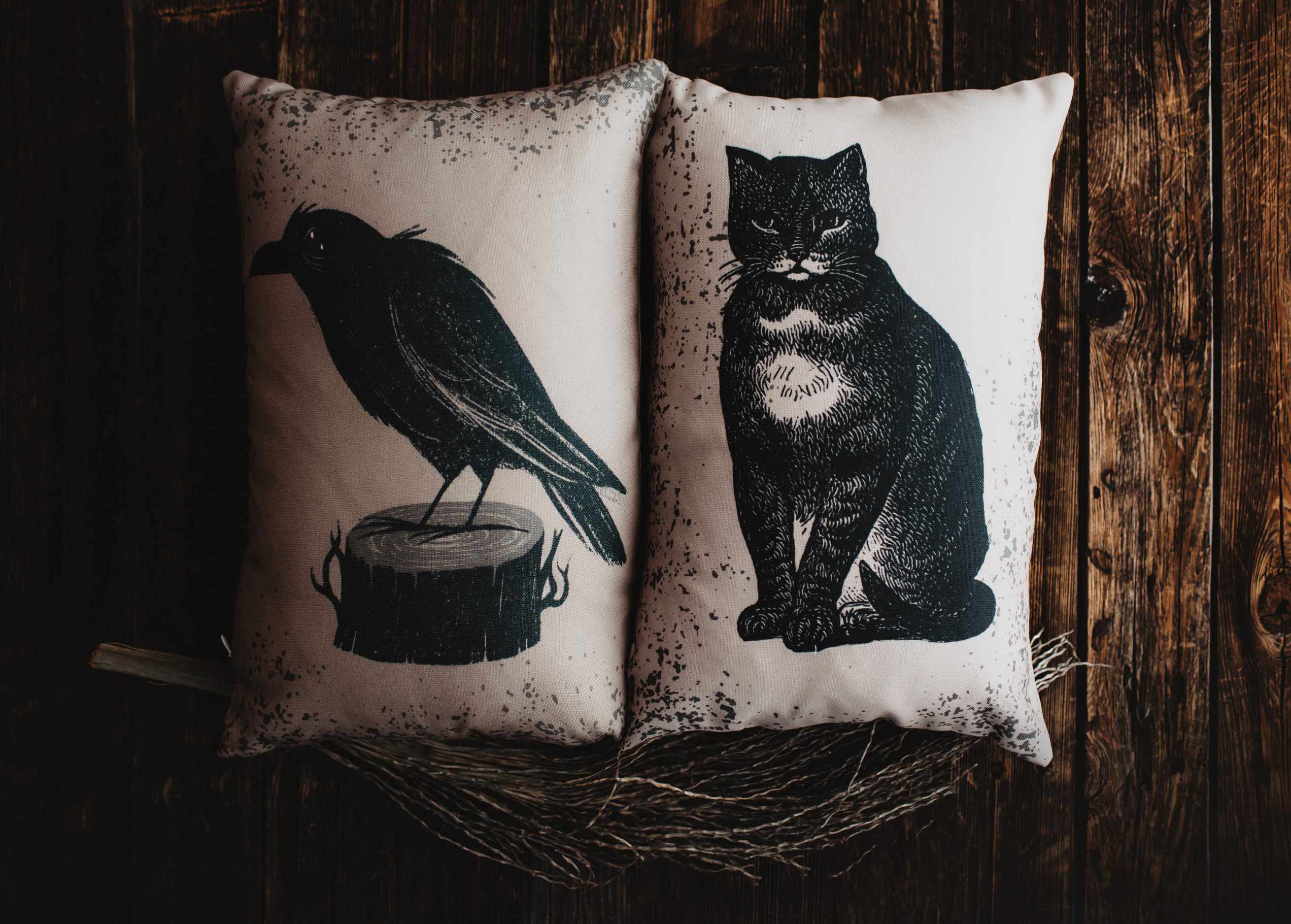 UniikPillows - Primitive Black Cat Lumbar Pillow Cover - Image 7