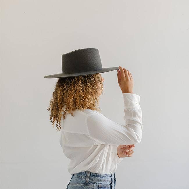 Gigi Pip - Dakota Triangle Crown - Image 35