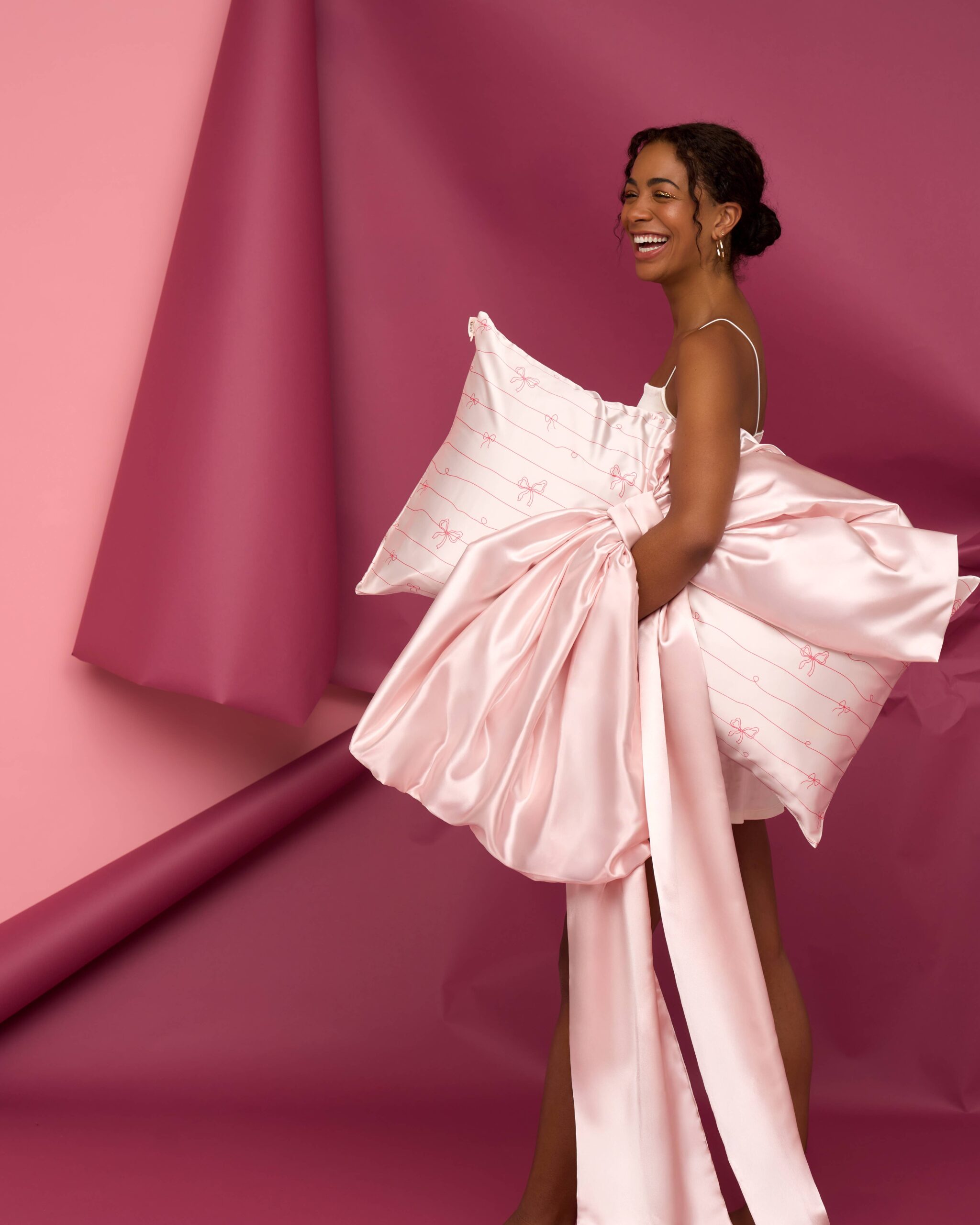 Holiday Satin Pillowcase in Striped Bows - Image 4