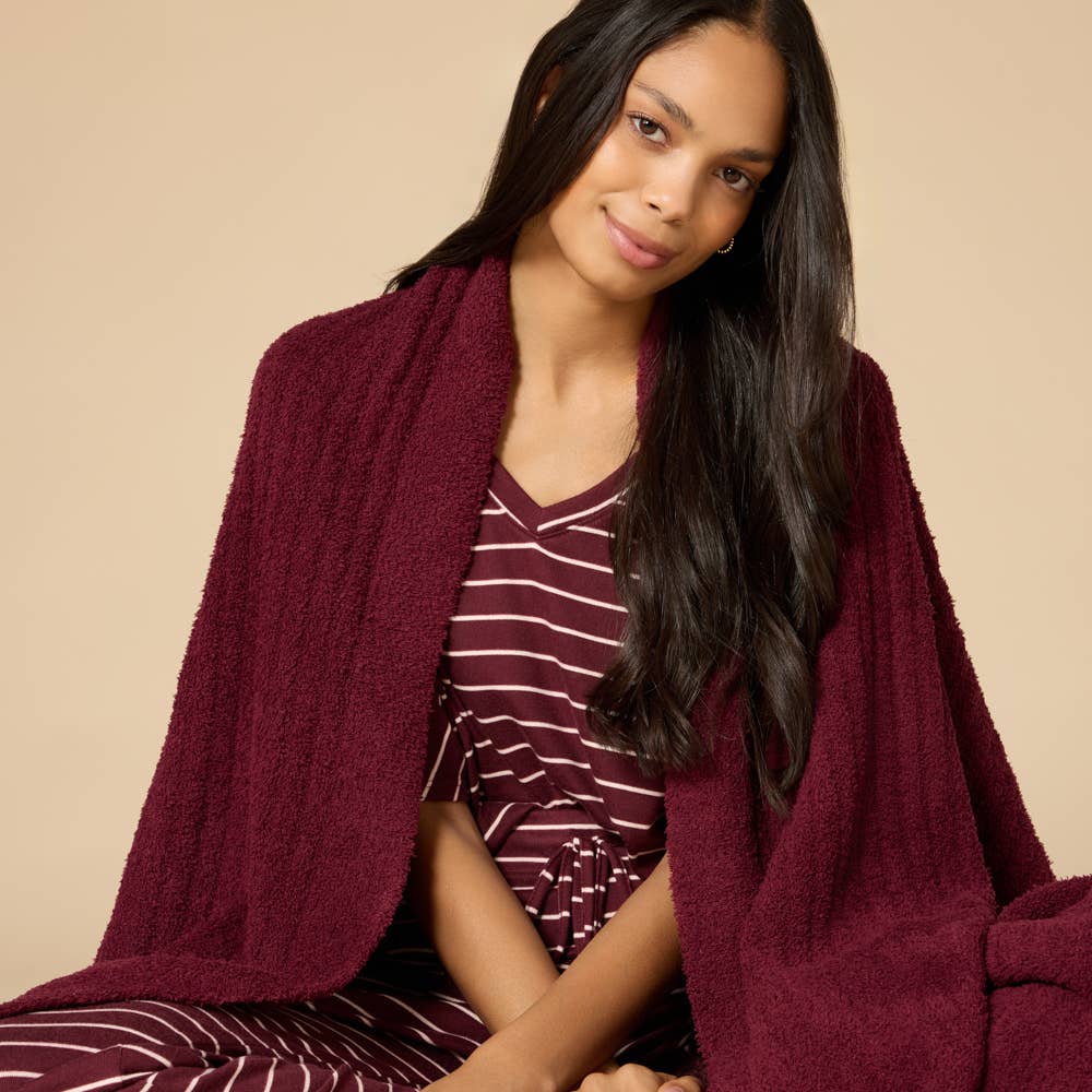 50" x 70" Solid Rib Marshmallow Blanket: Espresso, OSFM - Image 6