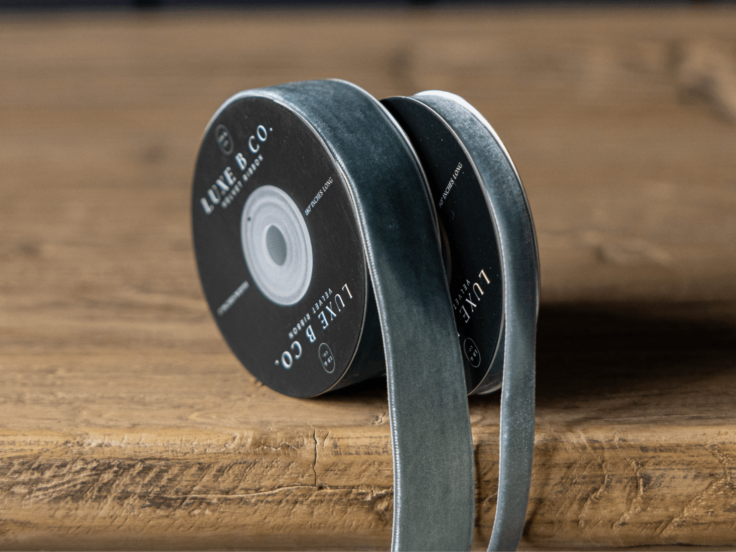 Ribbon Blue Velvet: Medium