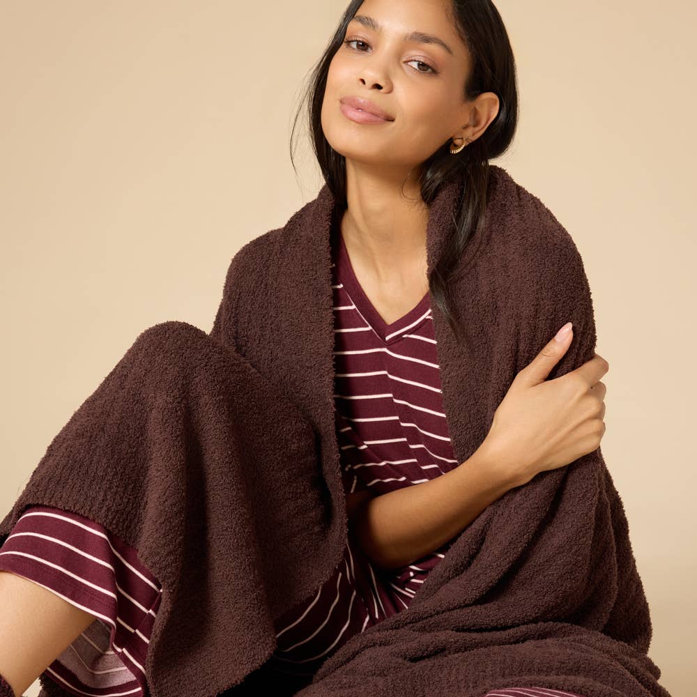 50" x 70" Solid Rib Marshmallow Blanket: Espresso, OSFM - Image 8