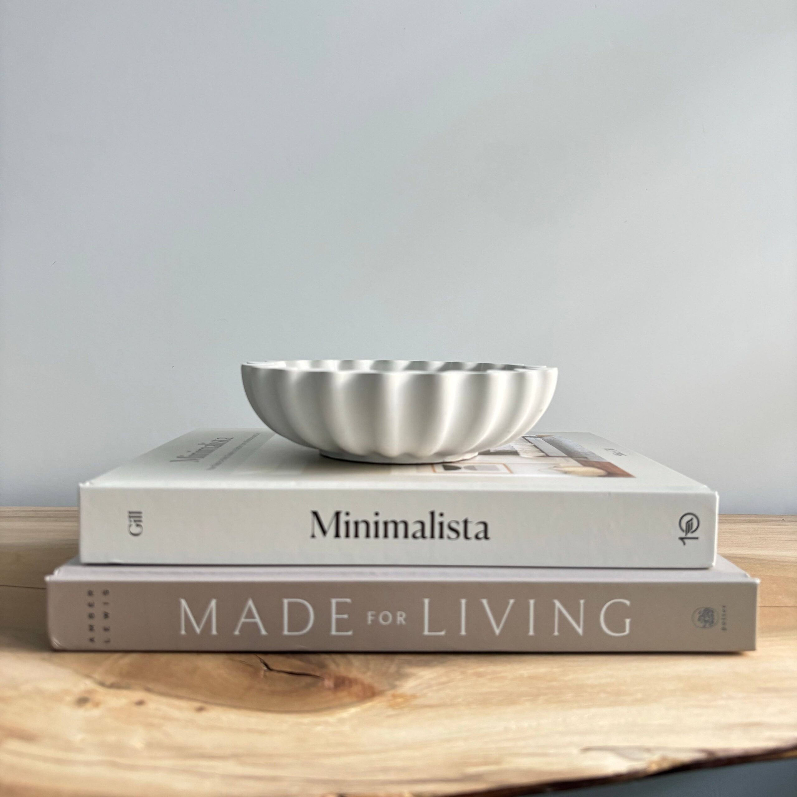 Kyma -Scallop Bowl: Black Fusion Marble - Image 4