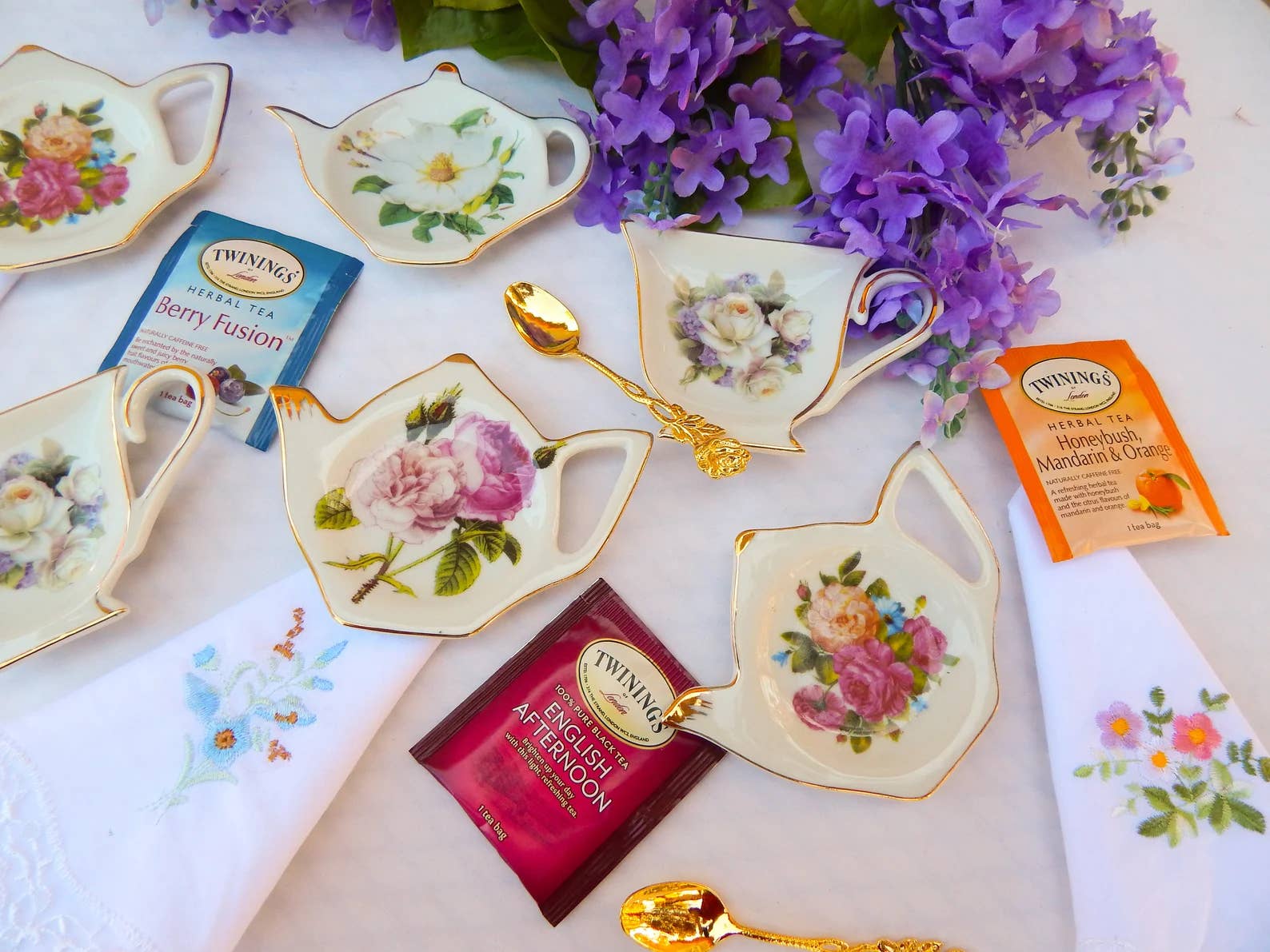 Embroidered Napkins Floral Lace - Image 3