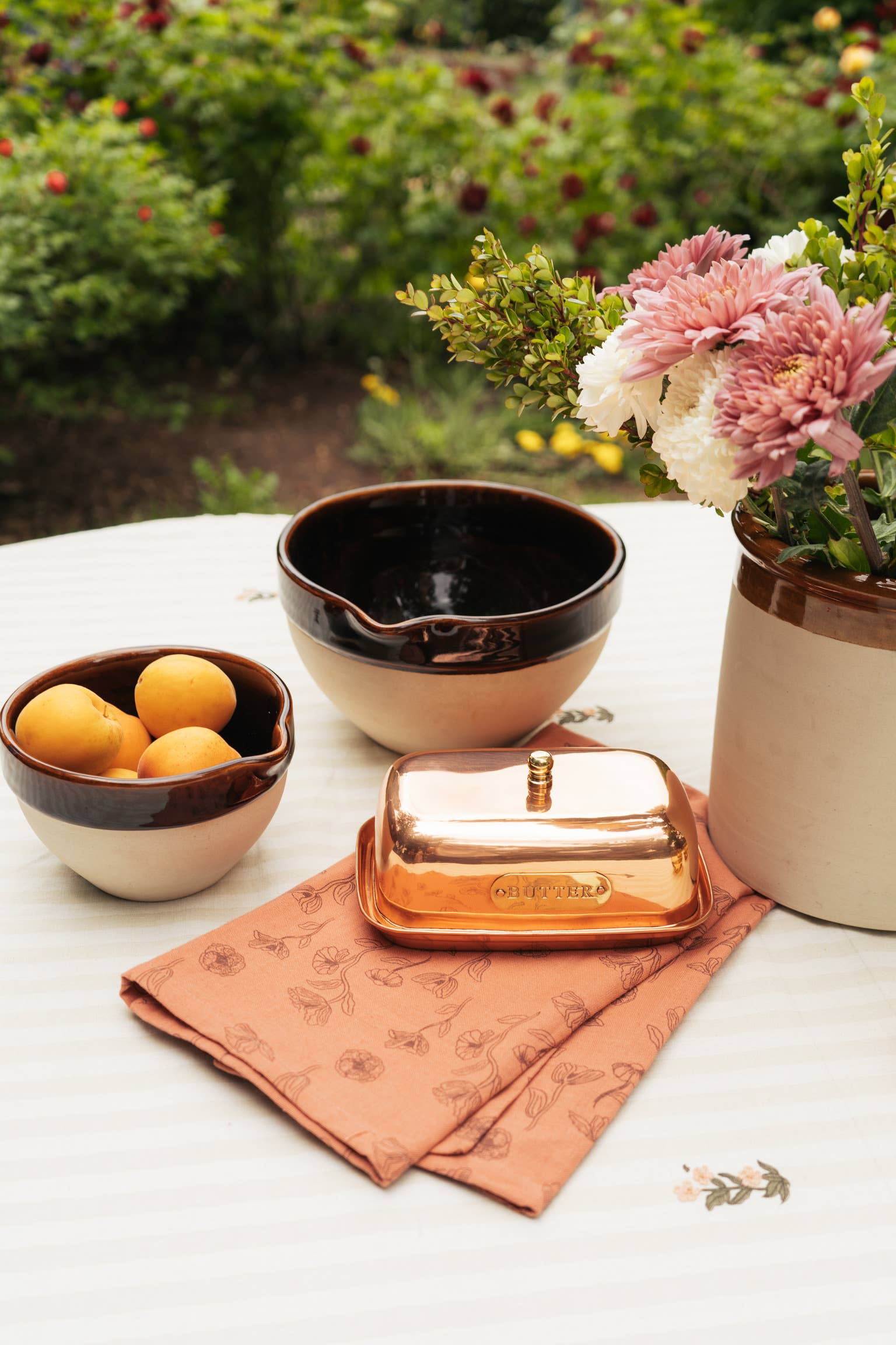 Galley and Fen - Heritage Stoneware Large Bowl - Image 5