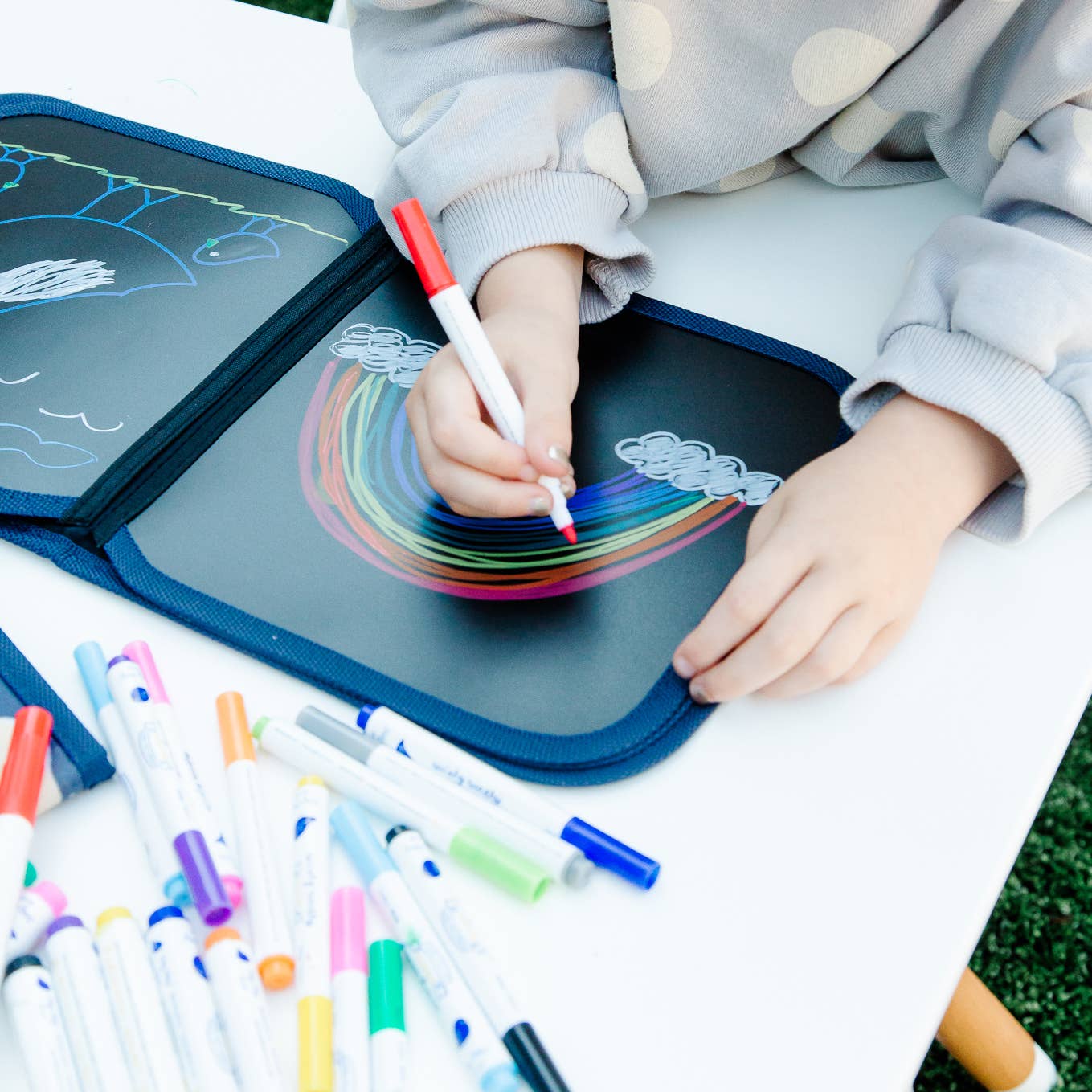 Wishy Washy Markers MINI - Set of 12 Assorted Colors - Image 3