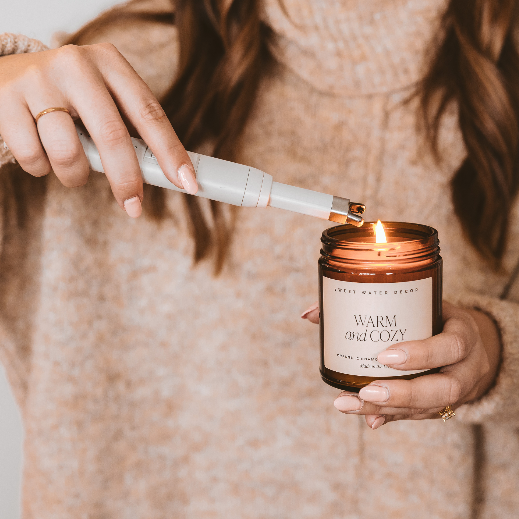 Sweet Water Decor - *NEW* Slate White Large Rechargeable Electric Lighter - Image 4