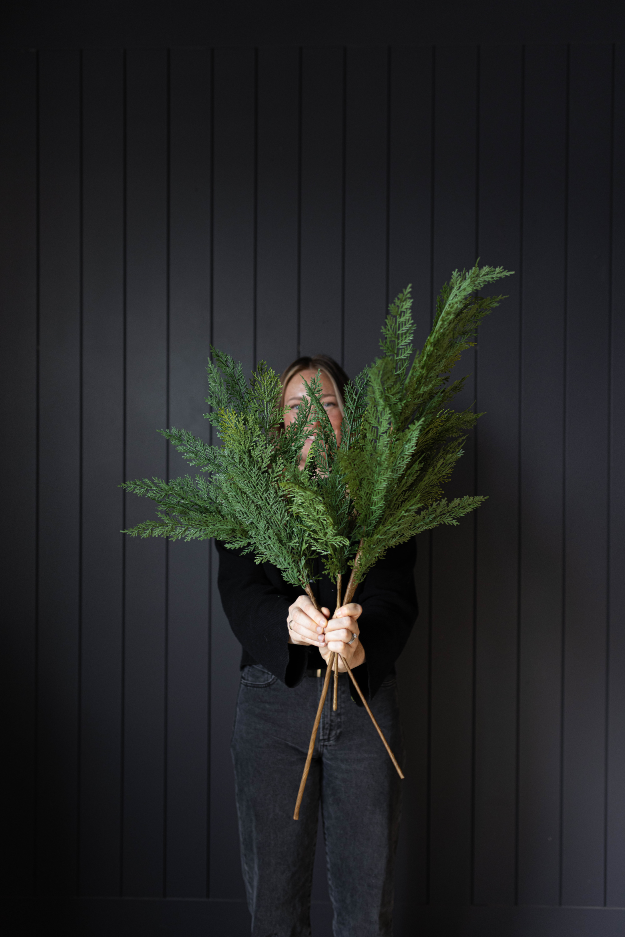 Cypress Leaf Full Real Touch Stems: Medium Stem - 28" - Image 5