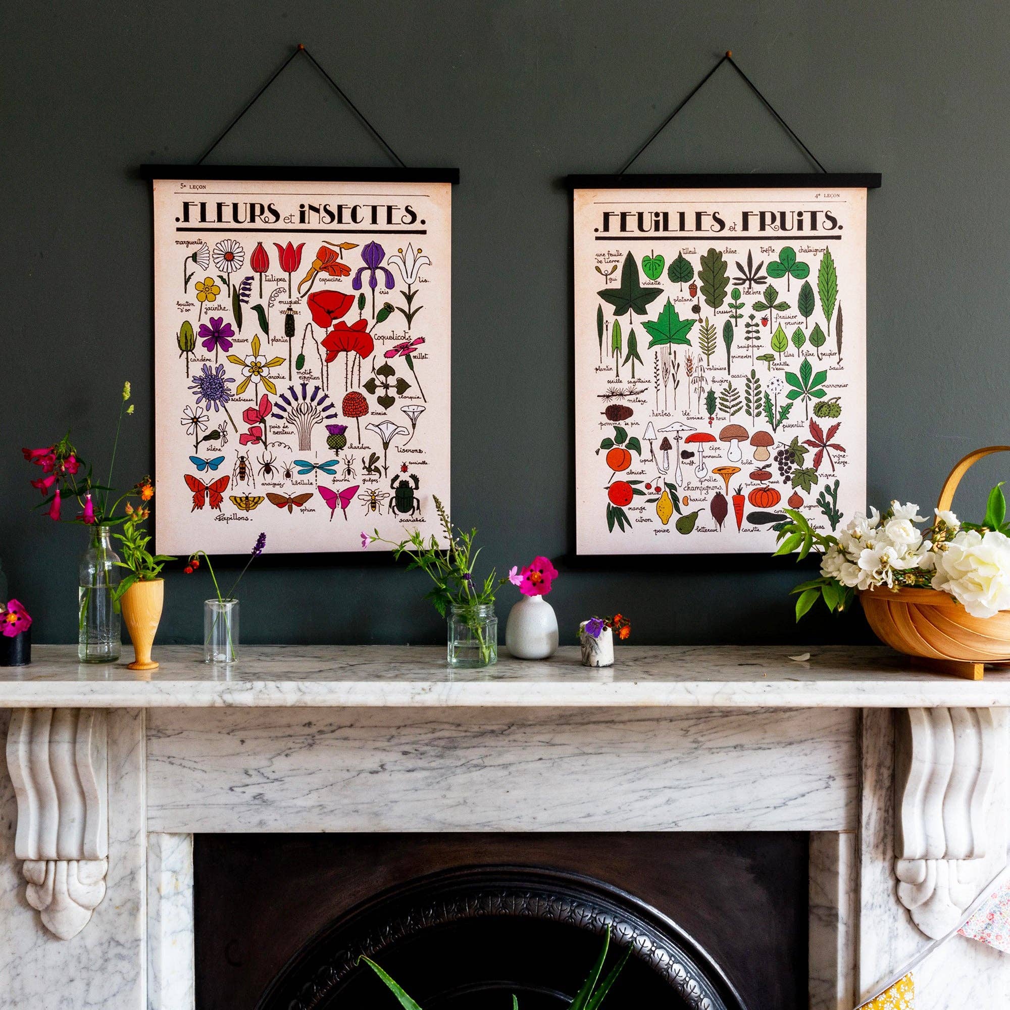 Roomytown Inc - Fleurs et Insectes Fine Art Print - Image 2