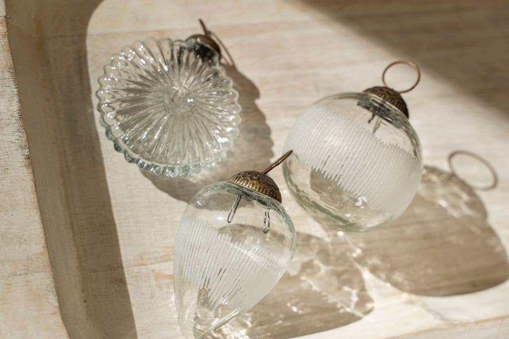 Frost Etched Holiday Ornament, Bauble - Image 2