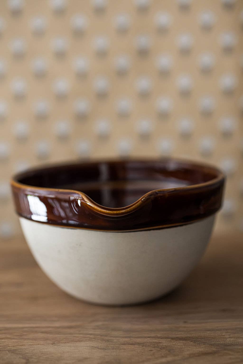 Galley and Fen - Heritage Stoneware Large Bowl - Image 4