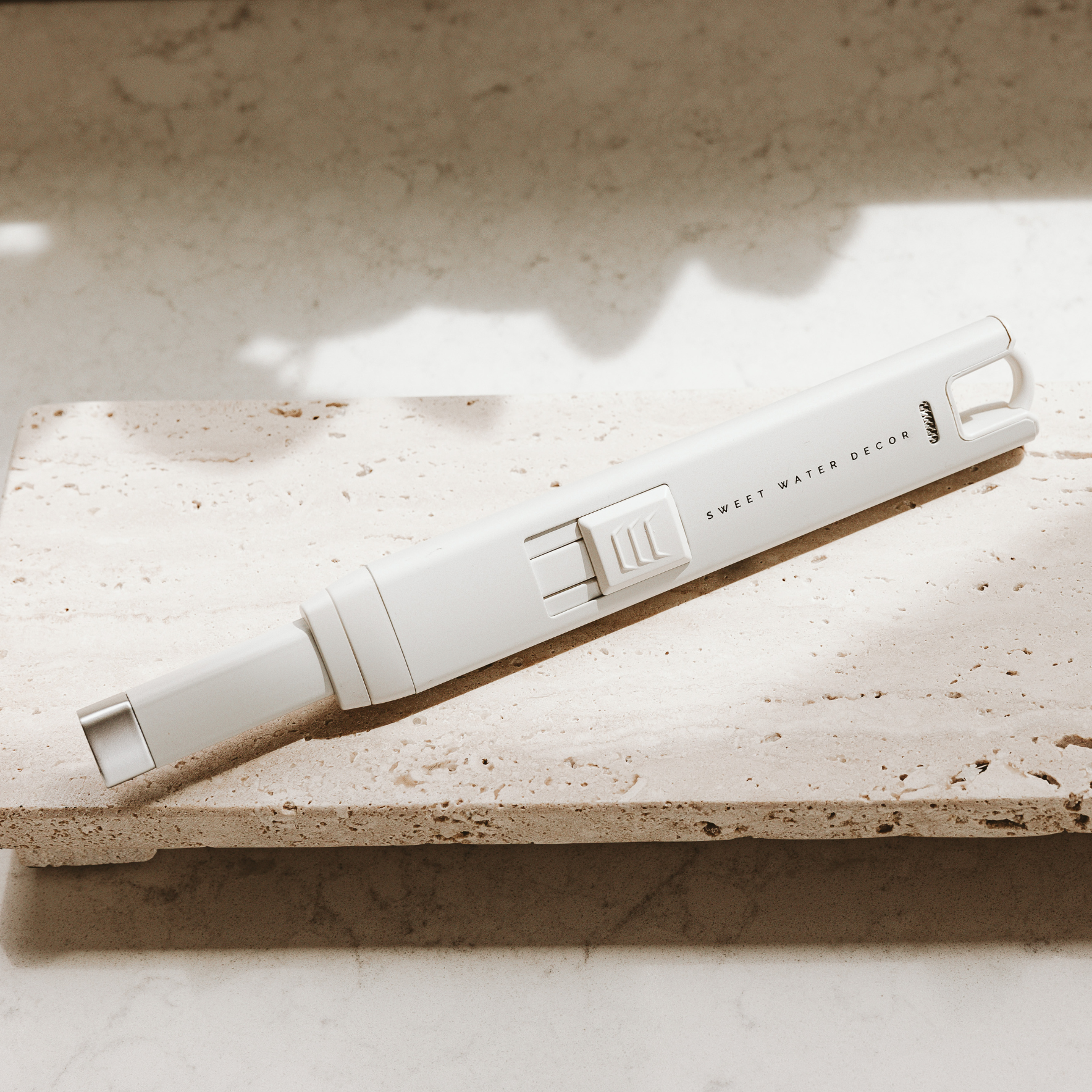 Sweet Water Decor - *NEW* Slate White Large Rechargeable Electric Lighter - Image 3