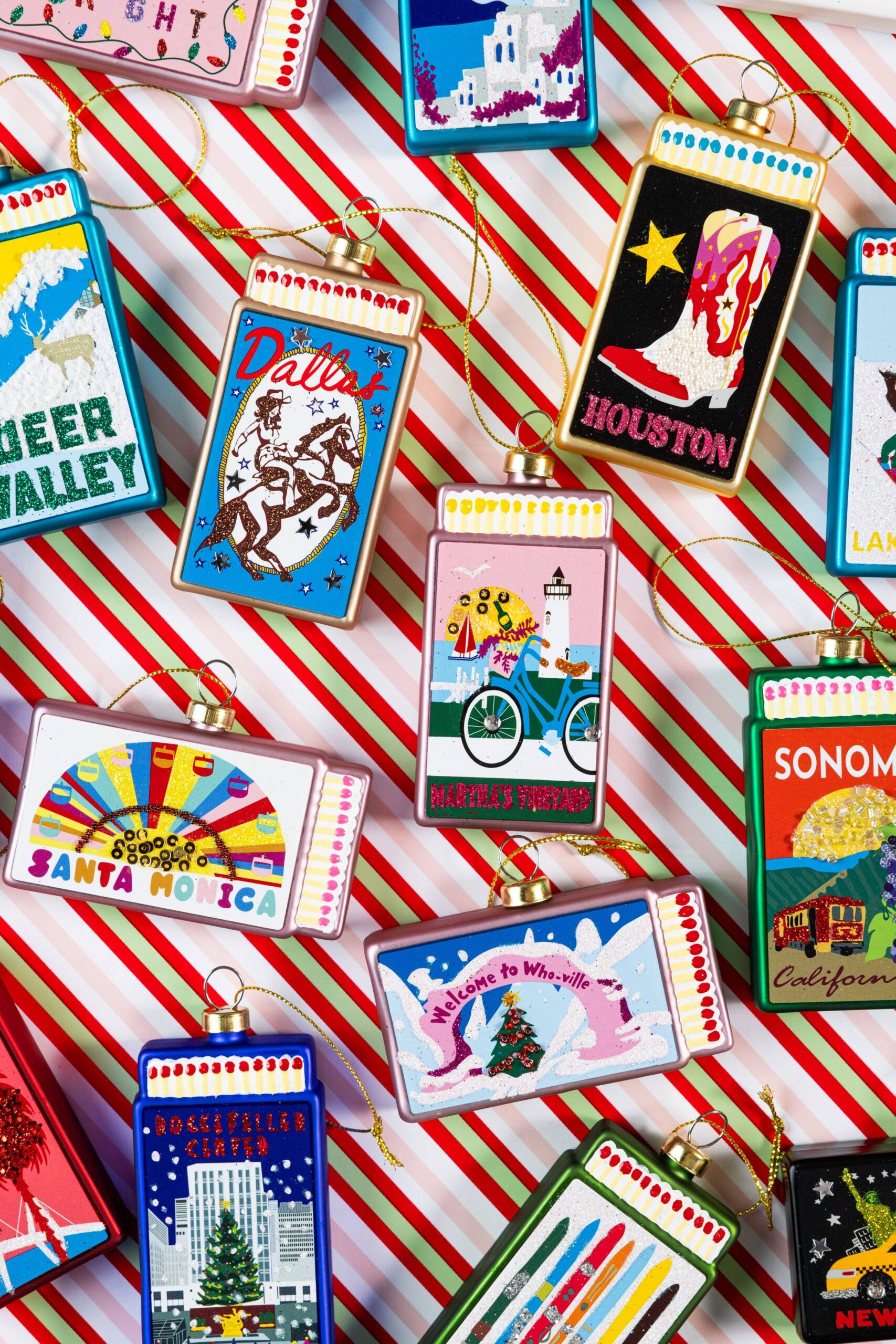 Matchbook Ornament - Whoville - Image 3