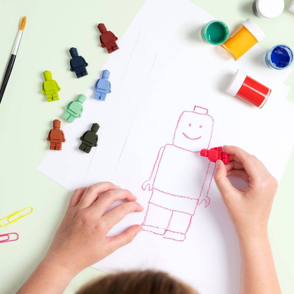 The North East scribbler - Lego People Crayons 👩🏼🤝👨🏽 - Image 2